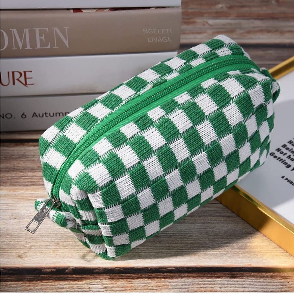 Green Checkered Makeup Bag Set - Picture 6 of 6